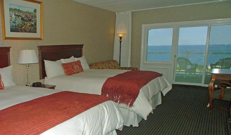 Ocean House Hotel At Bass Rocks Глостър Екстериор снимка