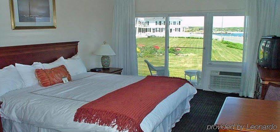 Ocean House Hotel At Bass Rocks Глостър Екстериор снимка