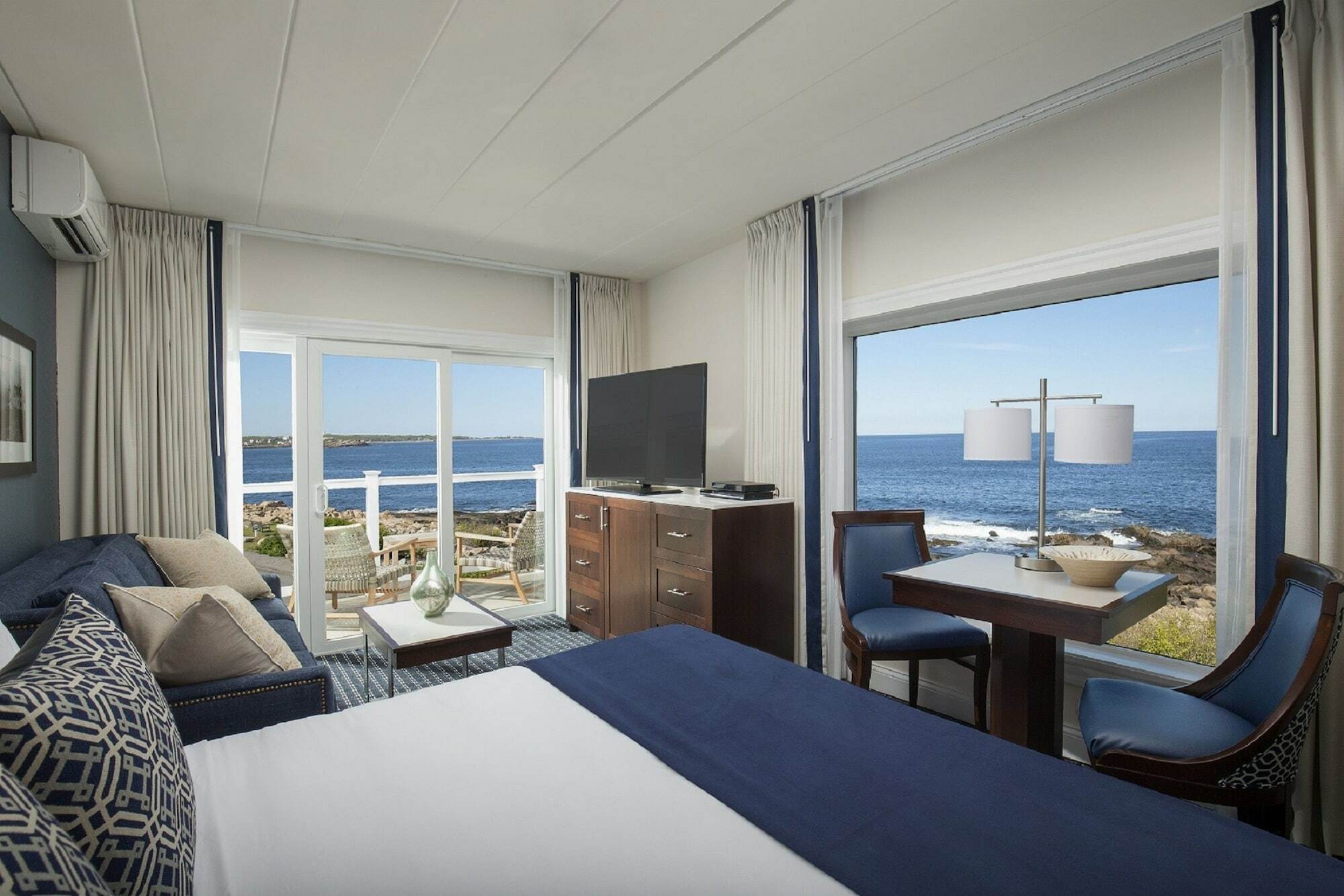 Ocean House Hotel At Bass Rocks Глостър Екстериор снимка