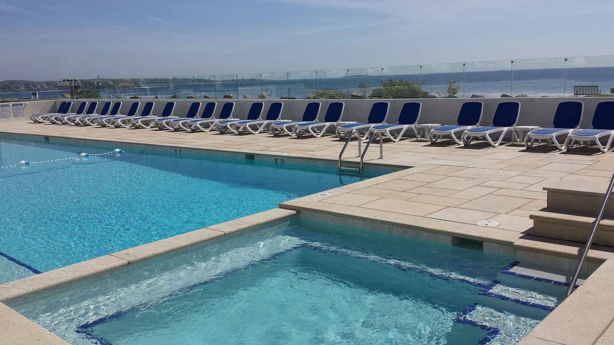 Ocean House Hotel At Bass Rocks Глостър Екстериор снимка