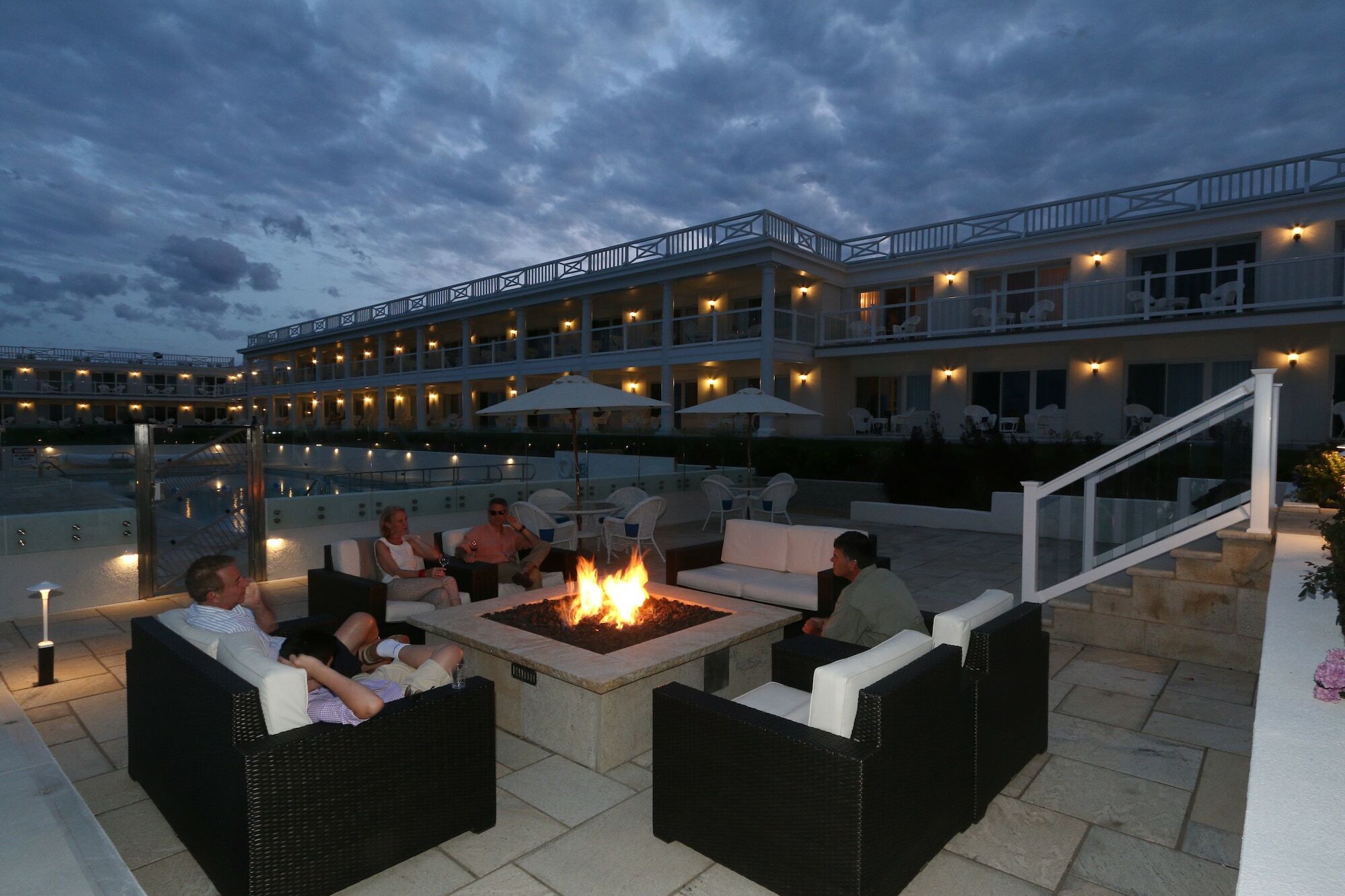 Ocean House Hotel At Bass Rocks Глостър Екстериор снимка